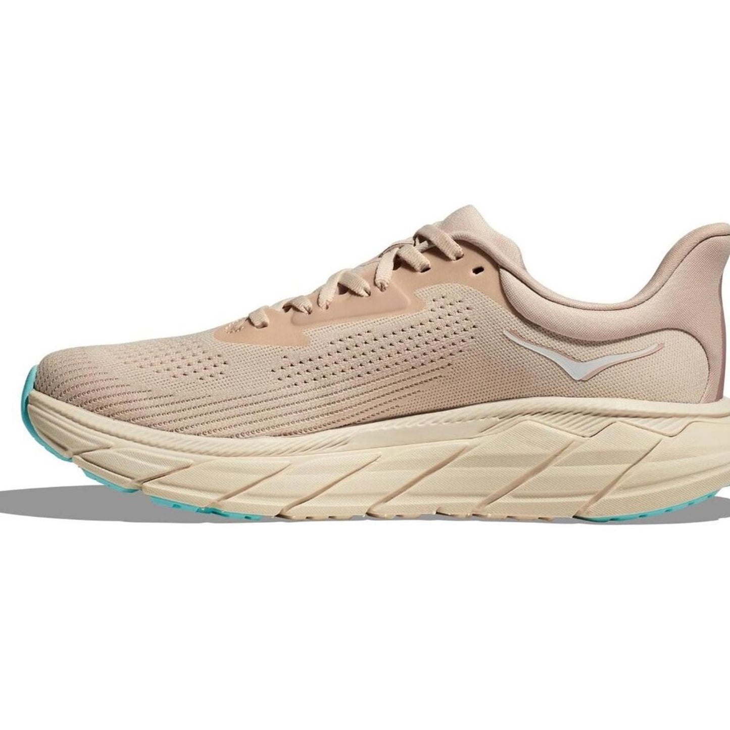 Arahi 7 Vanilla Cream Lace Up Sneakers